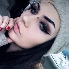 Kelsey Brazell's Instagram, Twitter & Facebook