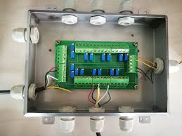 How To Add A Switch That Controls Only One Of The Lights Coming Out Of This Junction  Box. Pic Included. : R/Askelectricians