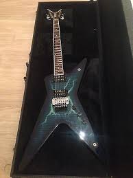 Dimebag actually originally won the guitar in 1982 at the arnold & morgan guitar contest at the during the years dean guitars were out of the business, dime signed on with washburn guitars. Washburn Dimebag Darrell Signature Model Guitar With Case 769451708