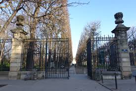 File Gate Of The Jardin Du Luxembourg Rue Auguste Comte Paris 16 January 2016 Jpg Wikimedia Commons