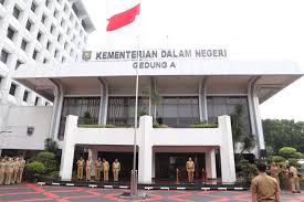 Kementerian dalam negeri— transcript presentasi: Struktur Organisasi Carta Organisasi Kementerian Dalam Negeri Berbagi Struktur