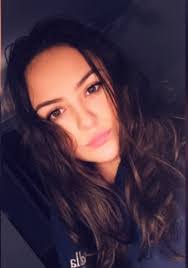 Melanie Baum's Instagram, Twitter & Facebook