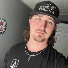 Jake Darling's Instagram, Twitter & Facebook