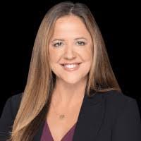 Kelly Kirchner's Instagram, Twitter & Facebook