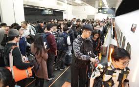 Image result for 2020蔡英文總統年輕人回家投票人潮