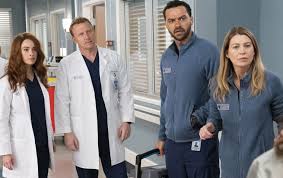 September 2019 lief die finale. Grey S Anatomy Staffel 16 Jacksons Schicksal Und Politik Offensive