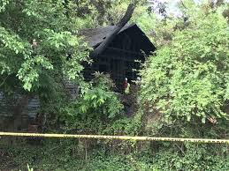One one point the caller stated that he/she was afraid to stop at the stoplight. Neighbors 4 Killed In Oxford House Fire Were Good People Wral Com