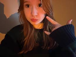 Daphne (@daphnehoskins) • Instagram photos and videos