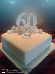 Auf der kaffeetafel gab es dann eine torte mit essbarem blumengesteck und essbaren diamanten. 18 Diamantene Hochzeit Ideen Diamantene Hochzeit Hochzeit Jubilaumskuchen