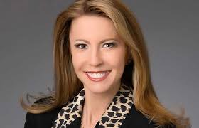 Lisa Quast's Instagram, Twitter & Facebook