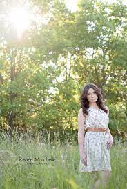 Pin By Original Art Photography On Inspiring Portrait Photography A Collection Of People S Ideas Model Poses Fashion Model Poses Fashion Photoshoot