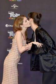 Vielleicht möchten sie sich von ihren haaren insp. Lena Meyer Landrut Troll World Tour Photocall In Berlin 16 Gotceleb