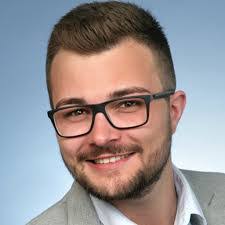 Benjamin Mazur's Instagram, Twitter & Facebook