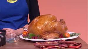 Follow ree drummond and explore their bibliography from amazon.com's ree drummond author page. Turkey Brine Ree Drummond S Apple Cider Roast Turkey Recipe People Com