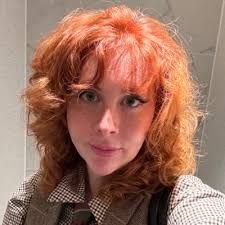 Effy (@child_surprise)