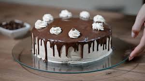 In addition, students are introduced to wine pairing and business management, and they can choose to do an internship in an elite restaurant, hotel, or pastry shop. Institute Of Baking And Cake Art Bakery Training And Recipes