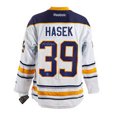 Hasek played for both teams, and won stanley cups with detroit in 2002 and 2008. Dominik Hasek Buffalo Sabres Signed White Reebok Jersey