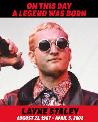 Amber Holmes (@_AmberH_)