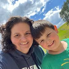 Autumn Owsley's Instagram, Twitter & Facebook