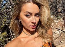 Marcelina zawadzka was born in in january 25, 1989. Marcelina Zawadzka W Rozdartych Na Posladkach Spodniach Rozgrzala Internautow Zakochalem Sie Gwiazdy Maxxx News Rmf Maxxx
