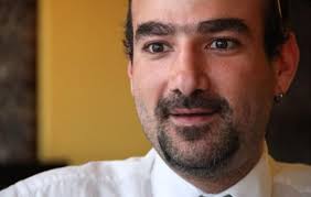 Hice una película más como 'hobby', y eso no me hace cineasta'