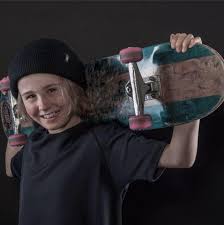 For three years, elite distance runner emily infeld lived in fear of a stalker. Keet Oldenbeuving Skatekeet Naar Japan Sportprijs Utrecht