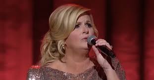 Calling all trisha yearwood fans: Trisha Yearwood Made All Our Holiday Dreams Come True With This Dolly Parton Cover Rare Country