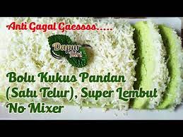 Resep bolu kukus pandan lembut. Bolu Kukus Pandan Satu Telur Super Lembut No Mixer Bolu Air Youtube