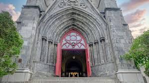 Réouverture progressive des portes des églises : L'Église ...