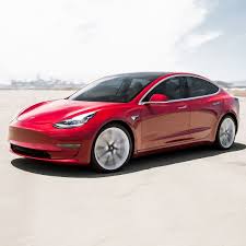 Lange Haben Wir Gewartet Jetzt Kommt Der Tesla Model 3 Endlich Auch Nach Europa Der Konfigurator Ist Bereits Online Dort Steht In 2020 Tesla Model Tesla Car Lease