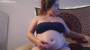 Belly stuffing comfort food - XNXX.COM