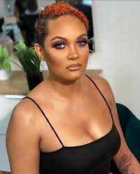 Life & Work with Mary Bee