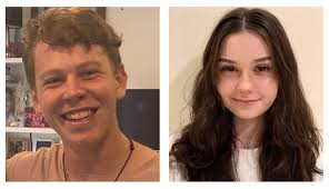 Teens teaching younger kids and their parents the ins-and-outs of gaming