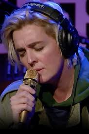 VIDEO: Maren Morris Performs 'Too Good'