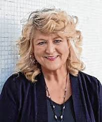 Shari Lentz's Instagram, Twitter & Facebook