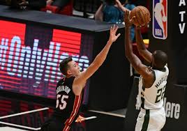 Stats from the nba game played between the los angeles clippers and the milwaukee bucks on december 06, 2019 with result, scoring by period and players. Bucks Set Nba Record For 3 Pointers In Blowout Of Heat Nba Com