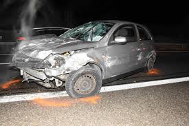 Auf der autobahn a13 südöstlich von berlin ist am freitagvormittag ein reisebus verunglückt. Au Unfall Infolge Mudigkeit Sg Ch