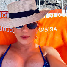 Aileen Guillen's Instagram, Twitter & Facebook