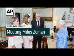 Prezident považuje důkazy o zapojení ruska do teroristického útoku ve vrběticích za přesvědčivé. Queen Meets Czech President 2017 Our Royal Update 37 Youtube