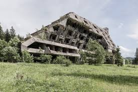 Dražen huterer) hotel igman, built for the 1984 olympics, burnt down in 1993. Alexander Dumarey On Twitter Bosnia And Herzegovina June 2018 Hotel Igman Designed By Ahmed Dzuvic For The 1984 Olympic Winter Games In Sarajevo It Was Set On Fire By The Bosnian Serb