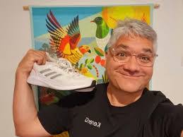 Meredith Treadwell's Instagram, Twitter & Facebook