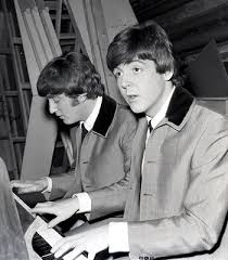 New changing looks offered different, edgier styles for those that wanted to branch out and try rock and roll changed the way men saw hair, and many started using it as another accessory to show off their personalities. Mod Hairstyles The 60s
