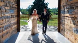 The industry has been decimated and couples left. Cross Border Couple Has Two Weddings Amid Covid 19 Travel Restrictions Ctv News