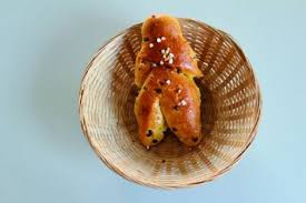 Des Manalas Maneles A Realiser Avec Ses Enfants Recette Des Brioches De La St Nicolas Recette Brioche Alimentation Gastronomie