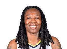 Leah Boston's Instagram, Twitter & Facebook