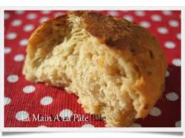 Petits Pains Au Muesli Main A La Pate