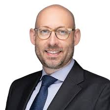 Jeremy Crew's Instagram, Twitter & Facebook