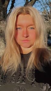 Misty Vickery's Instagram, Twitter & Facebook