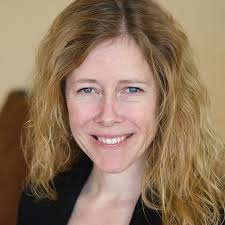 Kara Hay's Instagram, Twitter & Facebook