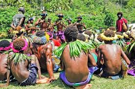 Kebiasaan Unik Masyarakat Papua yang ...